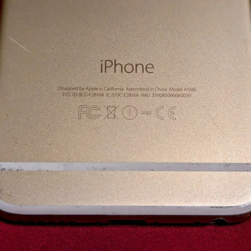 iPhone 6 (A1586) - 16 GB #16 (For parts)***